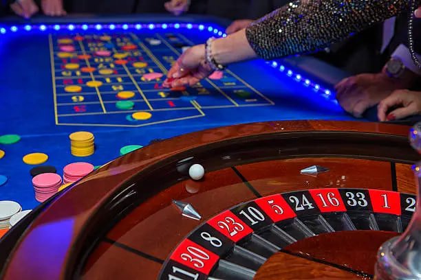 Sic Bo dice table with live streaming on wtobet login